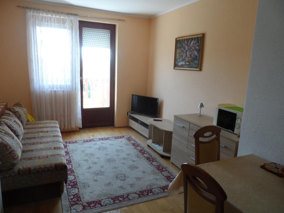 Apartman Berki Heviz Exterior photo